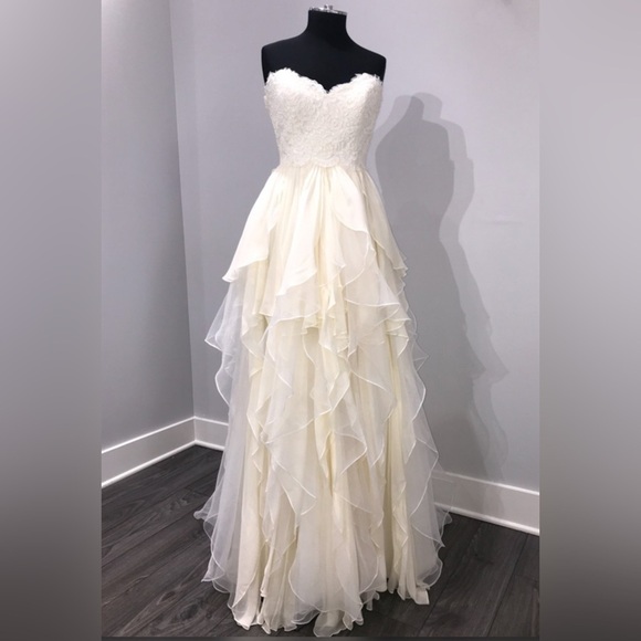 Hayley Paige Occasions Dresses & Skirts - Hayley Paige KIRA Couture Wedding Gown size 10